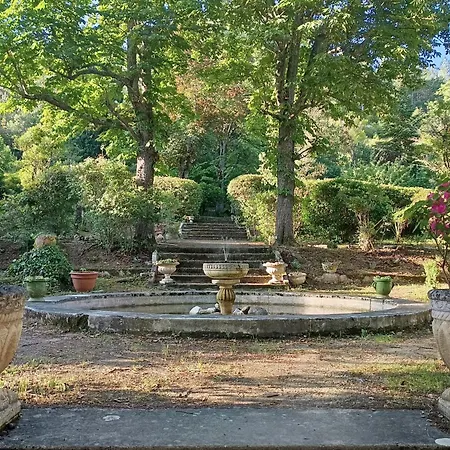 Maison Vive La Vie Bed and Breakfast
